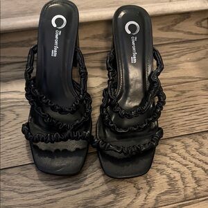 Women’s Black Ruched Strap Slide Sandals